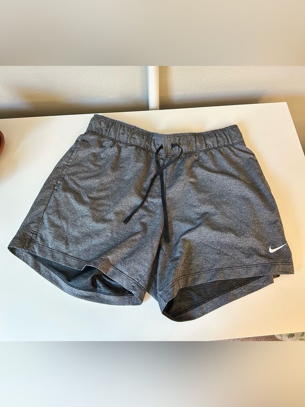 Nike Dri-Fit Women’s Workout Shorts | Size Small Gray Exercise Shorts